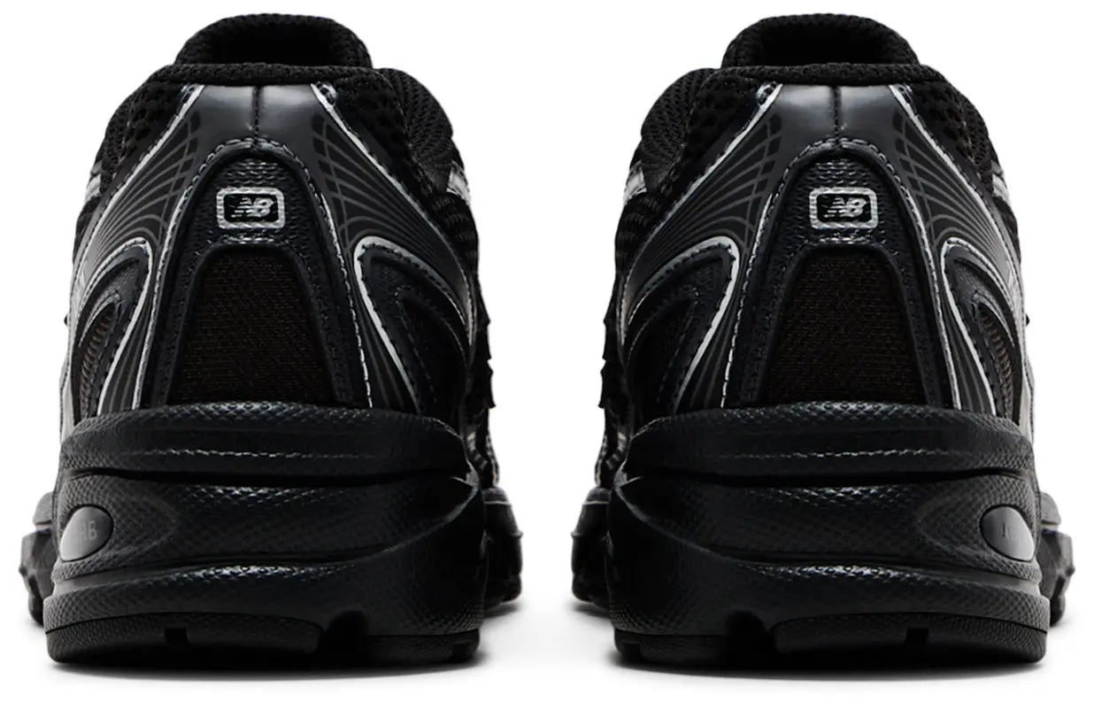 New Balance 740 Black Silver Metallic (GS)