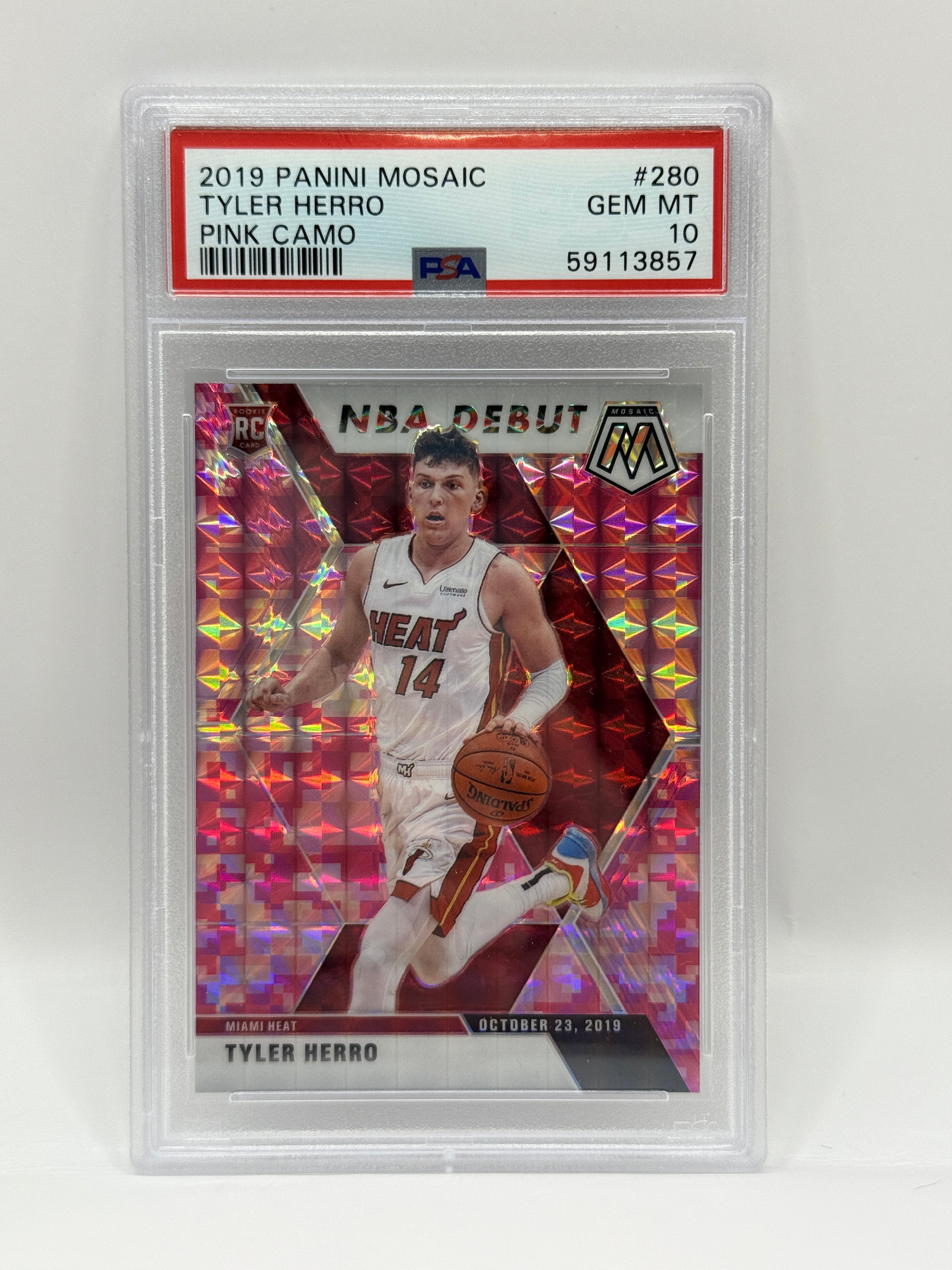 2019 Panini Mosaic Tyler Herro Pink Camo Rookie Card #280 PSA 10 GEM MINT
