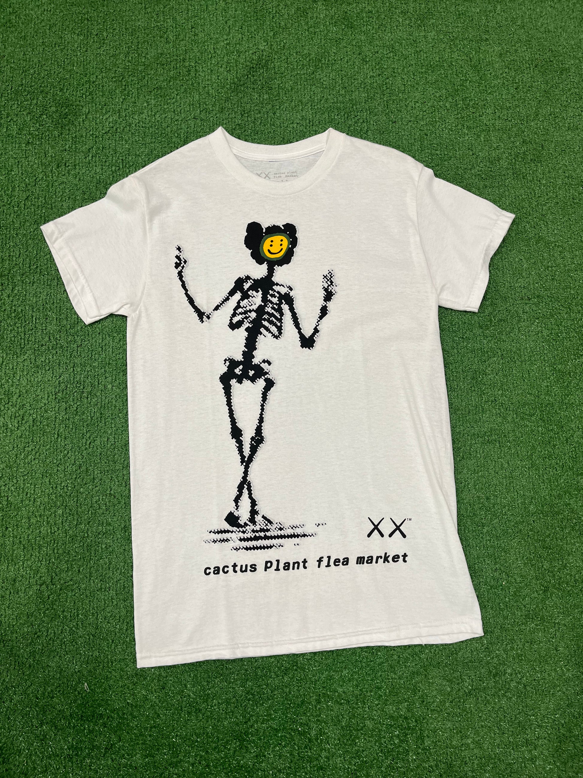 KAWS x Cactus Plant Flea Market T-shirt White, T-Shirt - Supra Sneakers