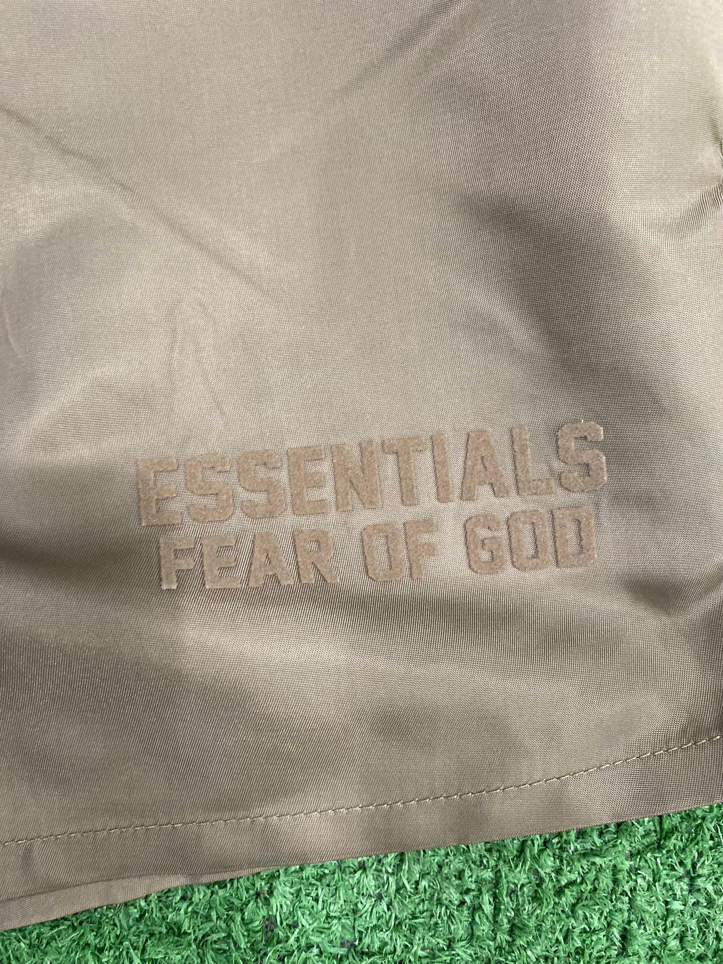 Fear of God Essentials Nylon Running Shorts Wood, Shorts - Supra Sneakers