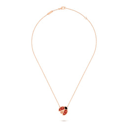 Van Cleef & Arpels Lucky Spring Anhänger – Marienkäfer mit offenen Flügeln aus 18K Roségold, Karneol und Onyx