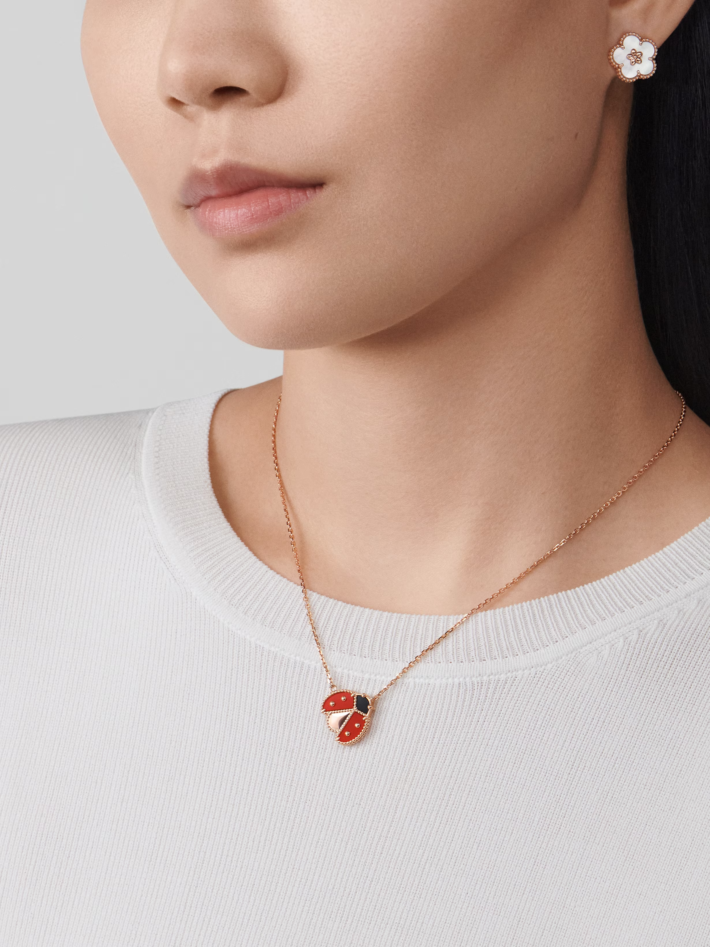 Van Cleef & Arpels Lucky Spring pendant, open wings ladybug 18K rose gold, Carnelian, Onyx